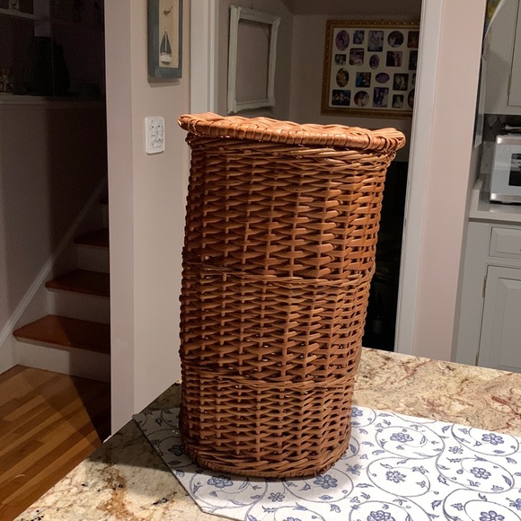 Vintage Tall Wicker basket with lid